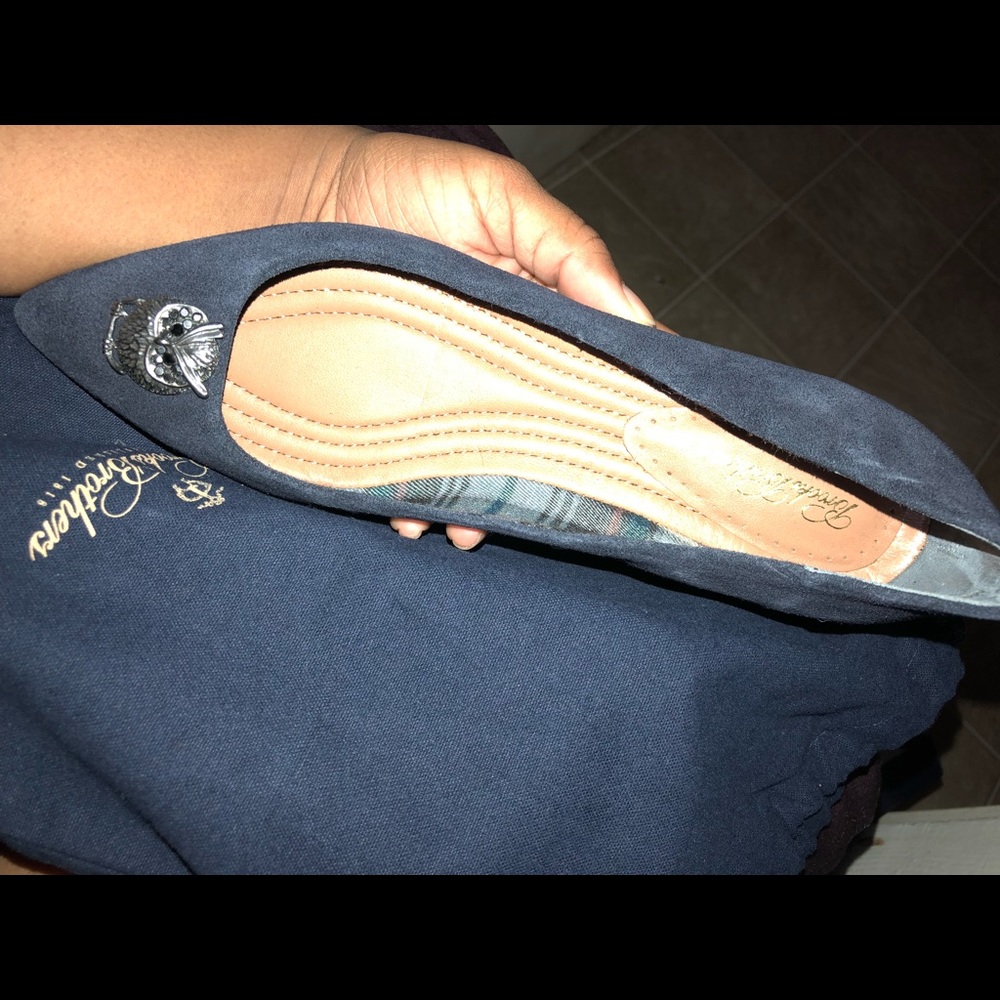 Brooks brothers flats